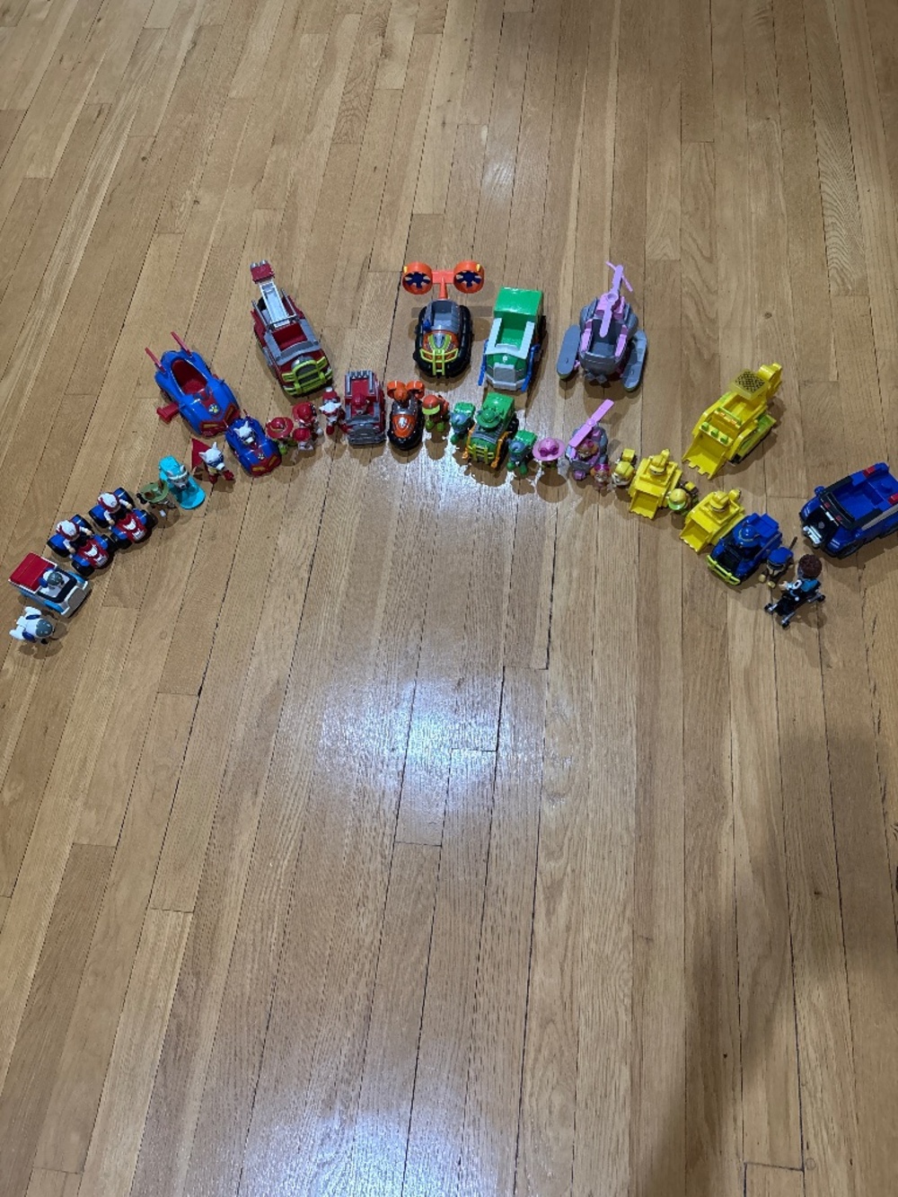 PAW Patrol Huge 35 Piece Vehicle Figure & Toy Lot